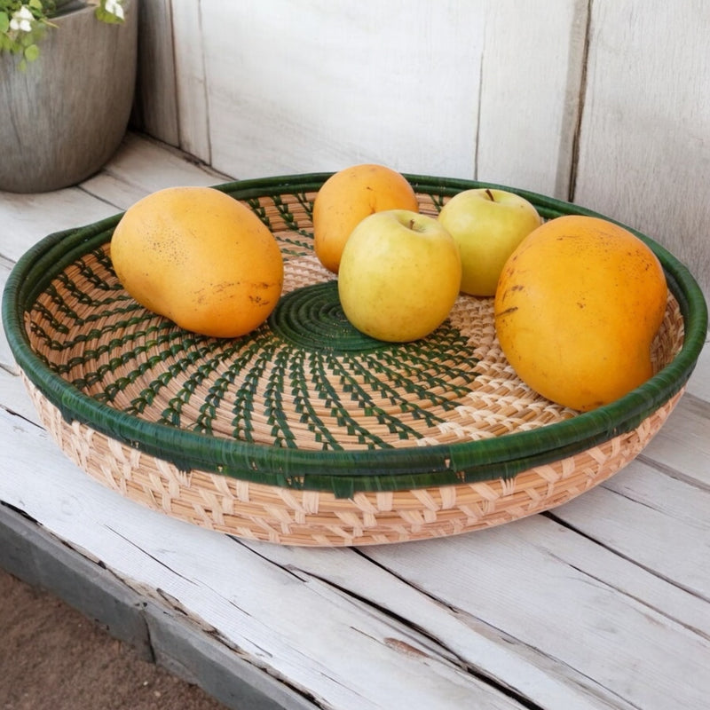 Swirl wave serving tray